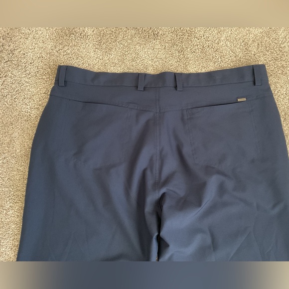 Greg Norman Golf Pants 38 X 29 Navy Blue  Active Performance Outdoor Athleisure - Picture 4 of 8